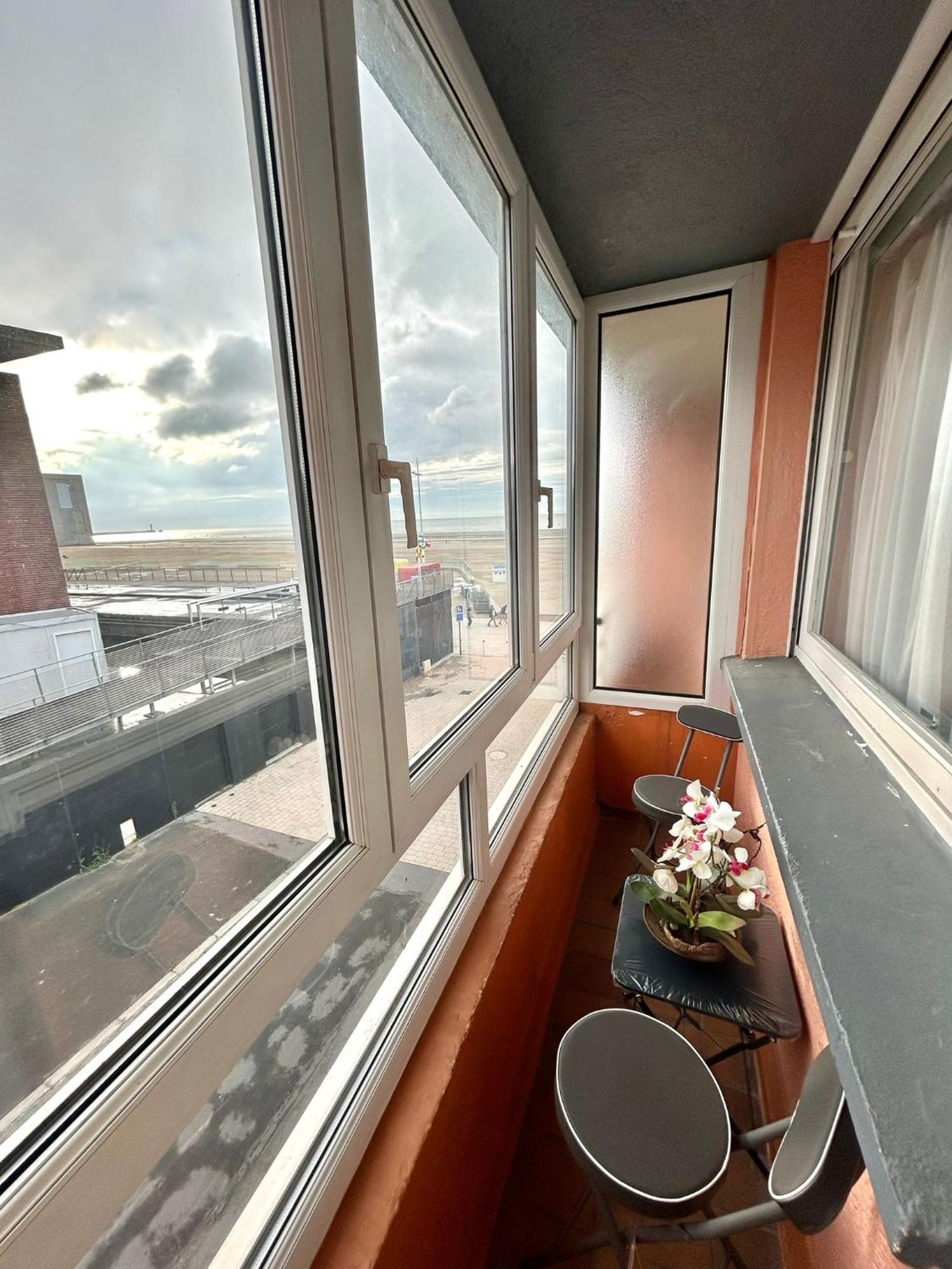 Appartement Avec Vue Sur Mer Dunkirk Bagian luar foto